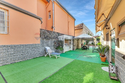 Foto Casa indipendente in via Monte Nero 31, Cinisello Balsamo di 120 m²