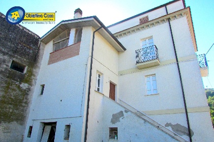 Foto Casa indipendente in via giorgio romani 60, Torricella Sicura