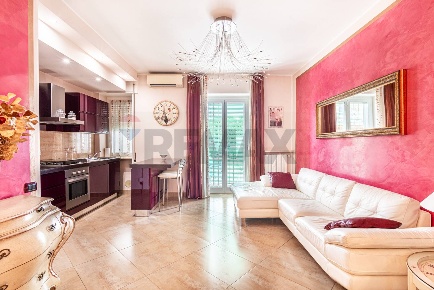 Foto Appartamento in via Ariosto 33, Rozzano Centro di 61 m² con 2 locali