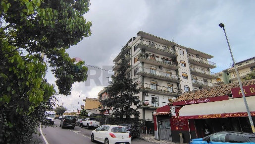 Foto Appartamento in Via Pietra ell'Ova 354, Tremestieri Etneo di 180 m²