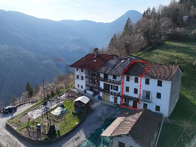 Foto Case semi ndipendenti in Via Costa 62, Lamon Costa di 120 m²