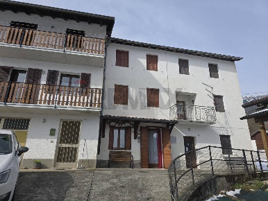 Foto Case semi ndipendenti in Via Costa 62, Lamon Costa di 120 m²