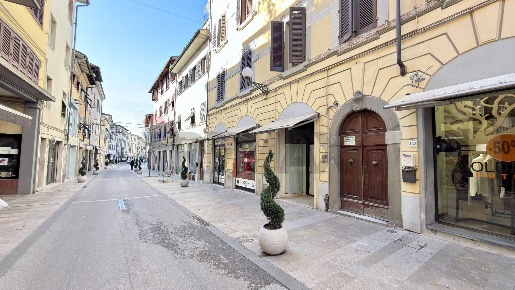 Foto Appartamento in Corso Giacomo Matteotti 10, Fucecchio Centro di 150 m²