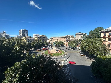 Foto Appartamento in PIAZZA CORVETTO 1, Genova Centro Città di 320 m²