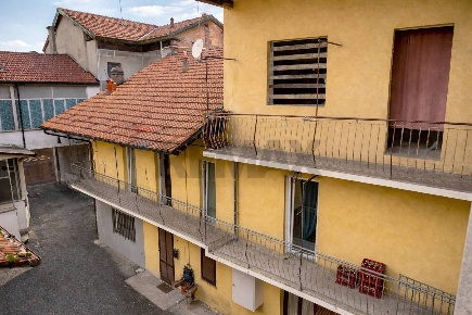 Foto Case semi ndipendenti in Via Vittorio Emanuele secondo 78/B, Centro