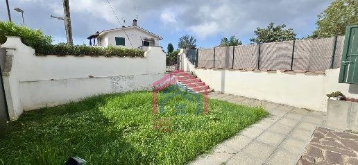 Foto Villa a schiera in VIA TIRSO 13, Ardea Nuova Florida di 45 m²