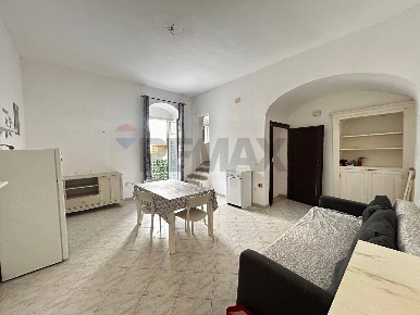 Foto Appartamento in Via Nobile 16, Vieste Centro di 118 m² con 2 locali