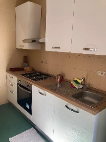 Foto Appartamento a Massa Marina di Massa Centro di 80 m² con 4 locali