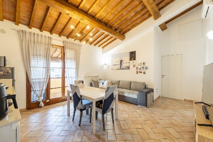 Foto Appartamento a Calcinaia Fornacette di 70 m² con 3 locali in vendita