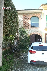 Foto Casa indipendente a Lucca Nave di 95 m² con 3 locali in vendita