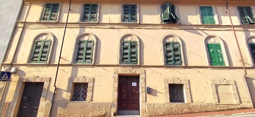 Foto Appartamento a Massa Centro di 60 m² con 3 locali in vendita