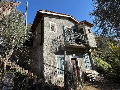 Foto Villa singola in Via Silvio Pellico, Bordighera Montenero di 60 m²