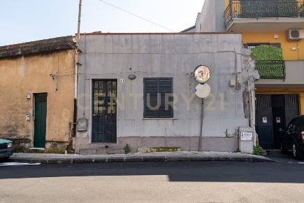Foto Casa indipendente in Via Roma 119, Mascalucia Centro di 132 m²