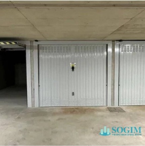 Foto Posti auto in via trento 2, Mariano Comense Centro di 19 m² in vendita