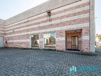 Foto Capannone industriale in via Gallarate 36/A, Castano Primo Centro