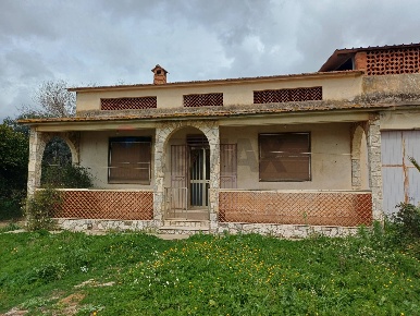 Foto Villa unifamiliare in C/da Piraino, Chiaramonte Gulfi di 110 m²