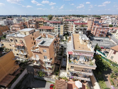 Foto Appartamento in Via Della Pisana 43, Roma Pisana - Bravetta di 86 m²