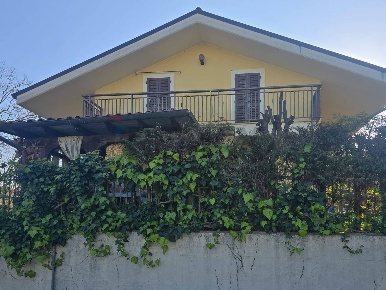 Foto Villa a schiera in Strada Colle San Donato 50, Pescara Tirino