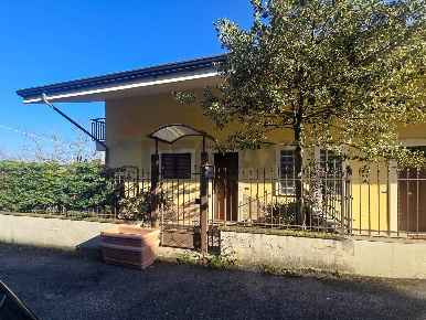 Foto Villa a schiera in Strada Colle San Donato 50, Pescara Tirino