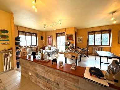 Foto Appartamento a Alessandria Ospedale di 135 m² con 5 locali in vendita