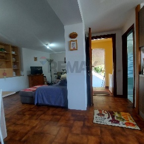 Foto Appartamento in Piazza Virgilio 2, Gemonio di 65 m² con 2 locali