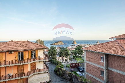 Foto Appartamento in VIA DUSMET 7, Aci Castello Centro di 100 m² in affitto