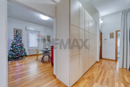 Foto Casa indipendente in Via Ugo Bassi 24, Venezia Marghera - Catene