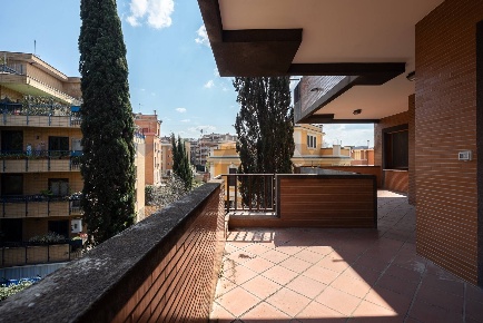 Foto Appartamento in Via Della Camilluccia 143, Roma di 230 m² con 6 locali