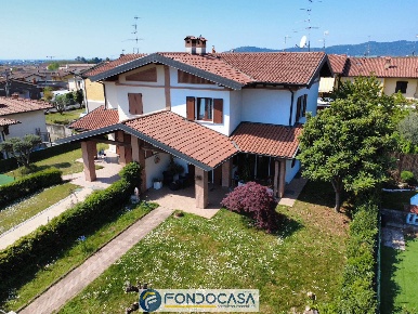 Foto Case semi ndipendenti a Cazzago San Martino Cazzago San Martino Calino