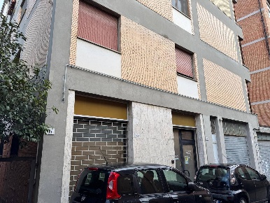Foto Ufficio in Vicolo del Canto 13, Teramo Centro di 70 m² con 8 locali