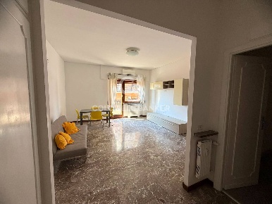 Foto Appartamento in Via Bevagna, Roma Fleming di 74 m² con 2 locali