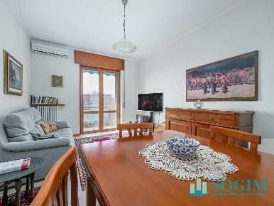 Foto Appartamento in Via Cardinal Ferrari, Mariano Comense Centro di 92 m²