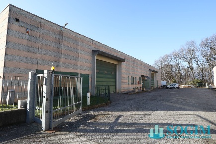 Foto Capannone industriale in Via Casati, Brenna di 1397 m² in vendita