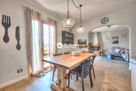 Foto Villa a schiera in Via Gaino, Toscolano-Maderno di 195 m² con 6 locali