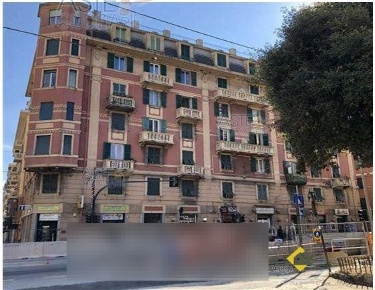 Foto Appartamento in Via Cornigliano, Genova Cornigliano di 86 m²