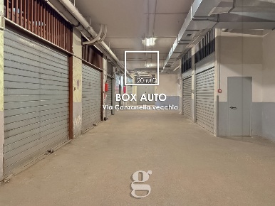 Foto Box in Via CANZANELLA VECCHIA SNC, Napoli Fuorigrotta di 20 m²
