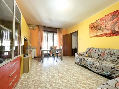 Foto Appartamento in Via Stephenson 4, Settimo Milanese Centro di 95 m²