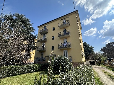 Foto Appartamento in Via Vittorio Veneto 5, Imola Centro Storico di 80 m²