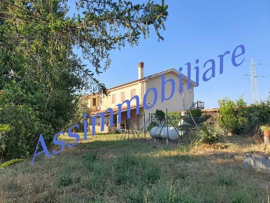 Foto Appartamento a Latina Campovivo di 103 m² con 3 locali in vendita