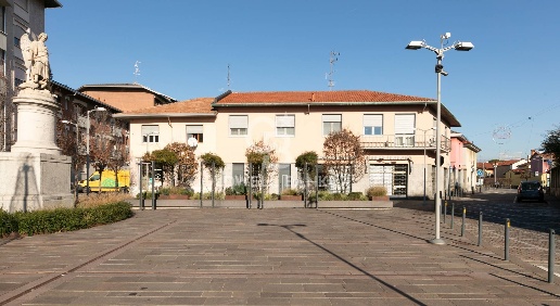 Foto Appartamento in amendola, Busto Arsizio Madonna Regina di 280 m²