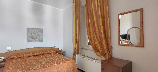 Foto Attività commerciale in corso roma 6, Montecatini-Terme di 600 m²