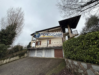 Foto Appartamento in via monte alto, Padenghe sul Garda Centro di 115 m²