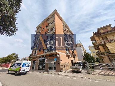 Foto Appartamento in via luigi luciani, San Benedetto del Tronto di 150 m²