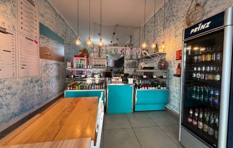 Foto Attività commerciale in via del Popolo 68, Palaia Centro di 120 m²