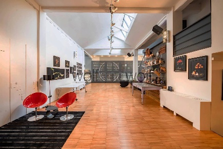 Foto Loft in Via Giacomo Watt 10, Milano Barona di 309 m² con 3 locali