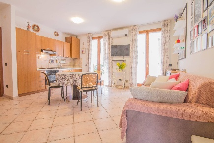 Foto Appartamento in Vicolo Sagramose 10, Lazise Centro di 77 m² in vendita