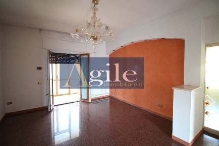 Foto Appartamento in via salaria, Spinetoli di 136 m² con 6 locali