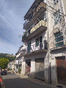 Foto Appartamento in via olivella 58, Tarsia di 131 m² con 5 locali