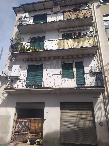 Foto Appartamento in via olivella 58, Tarsia di 131 m² con 5 locali