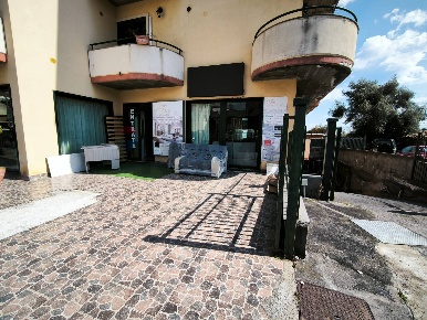 Foto Locale commerciale in Via Pasteria 27/A, Calatabiano di 176 m²